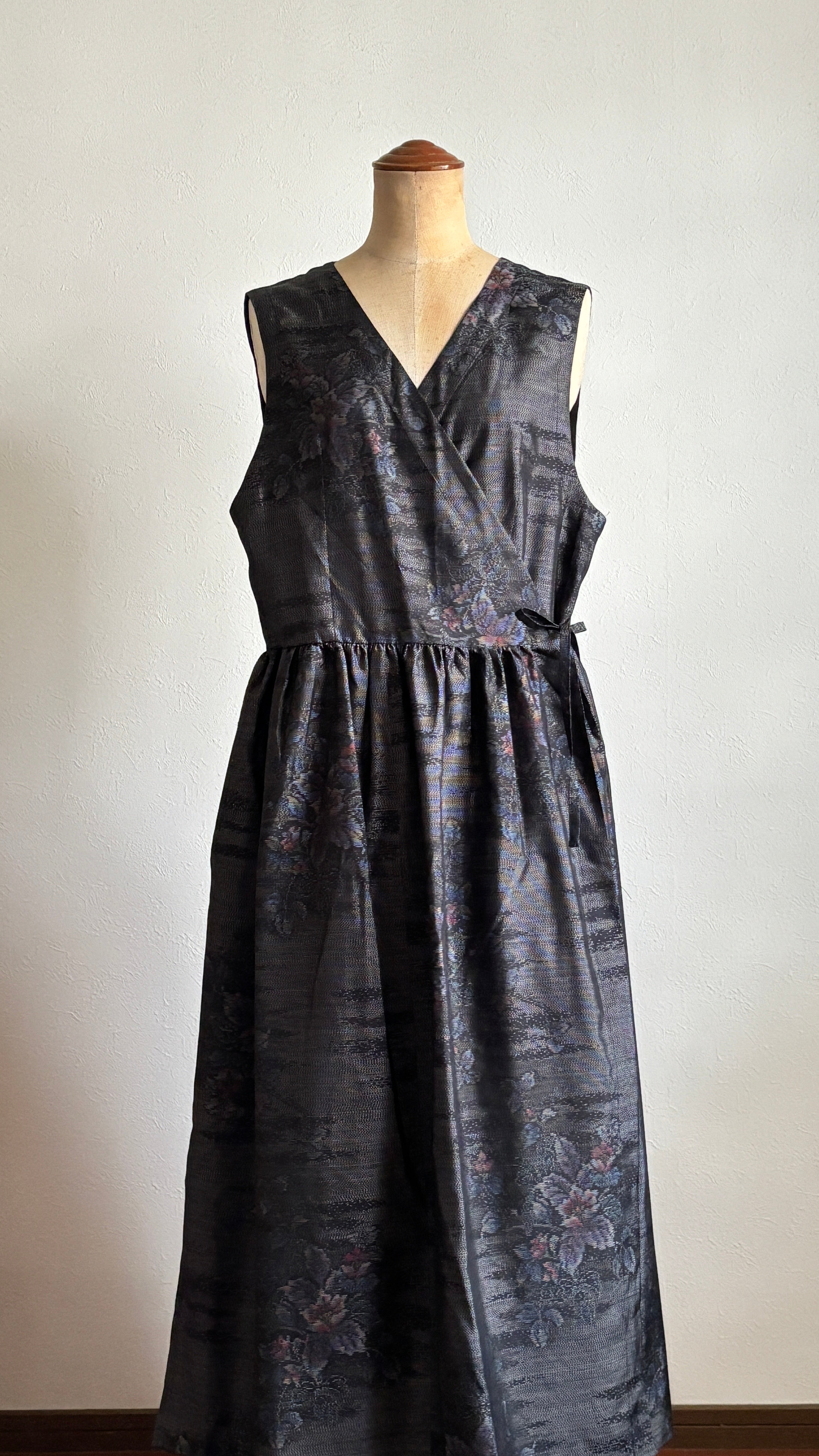 43－＼澄 -SUMI-／大島紬カシュクールワンピース 身幅53cm 着丈118cm