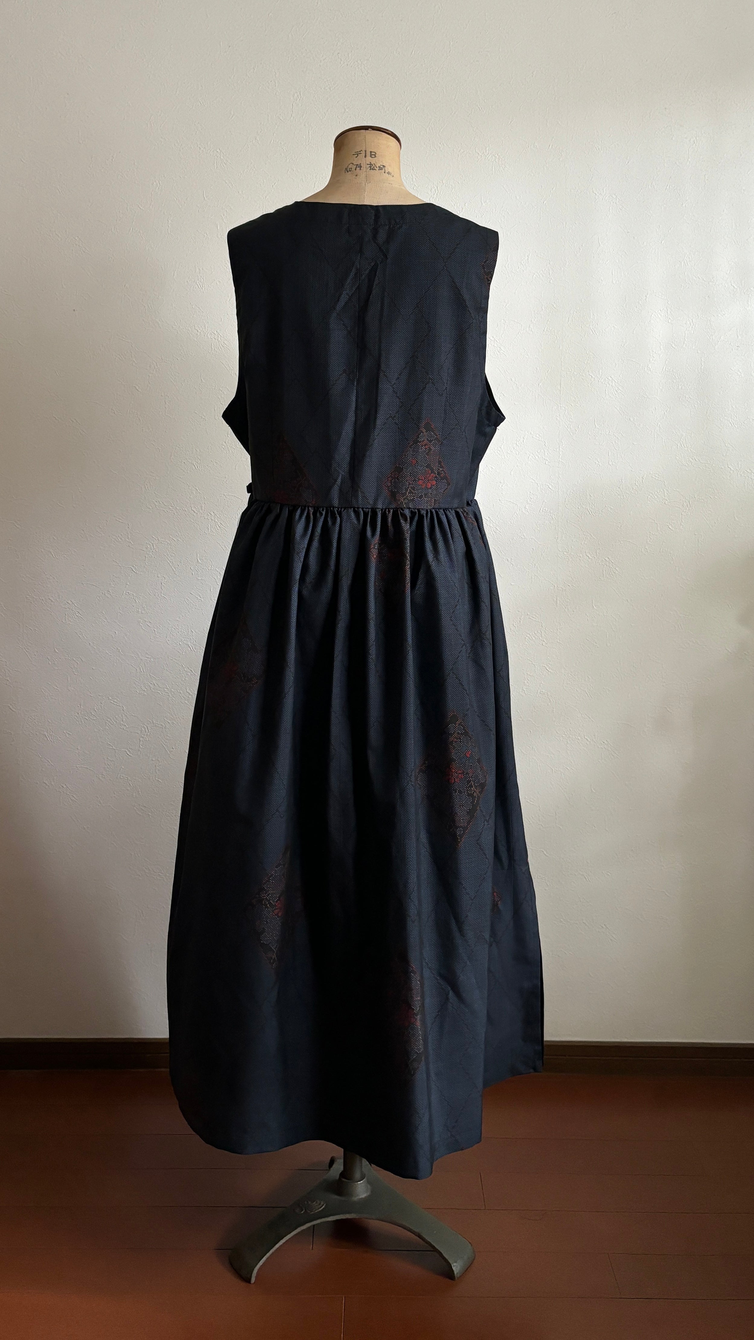 22－ ＼紅華菱 －KOUKABISHI－／ 身幅53cm  着丈118cm