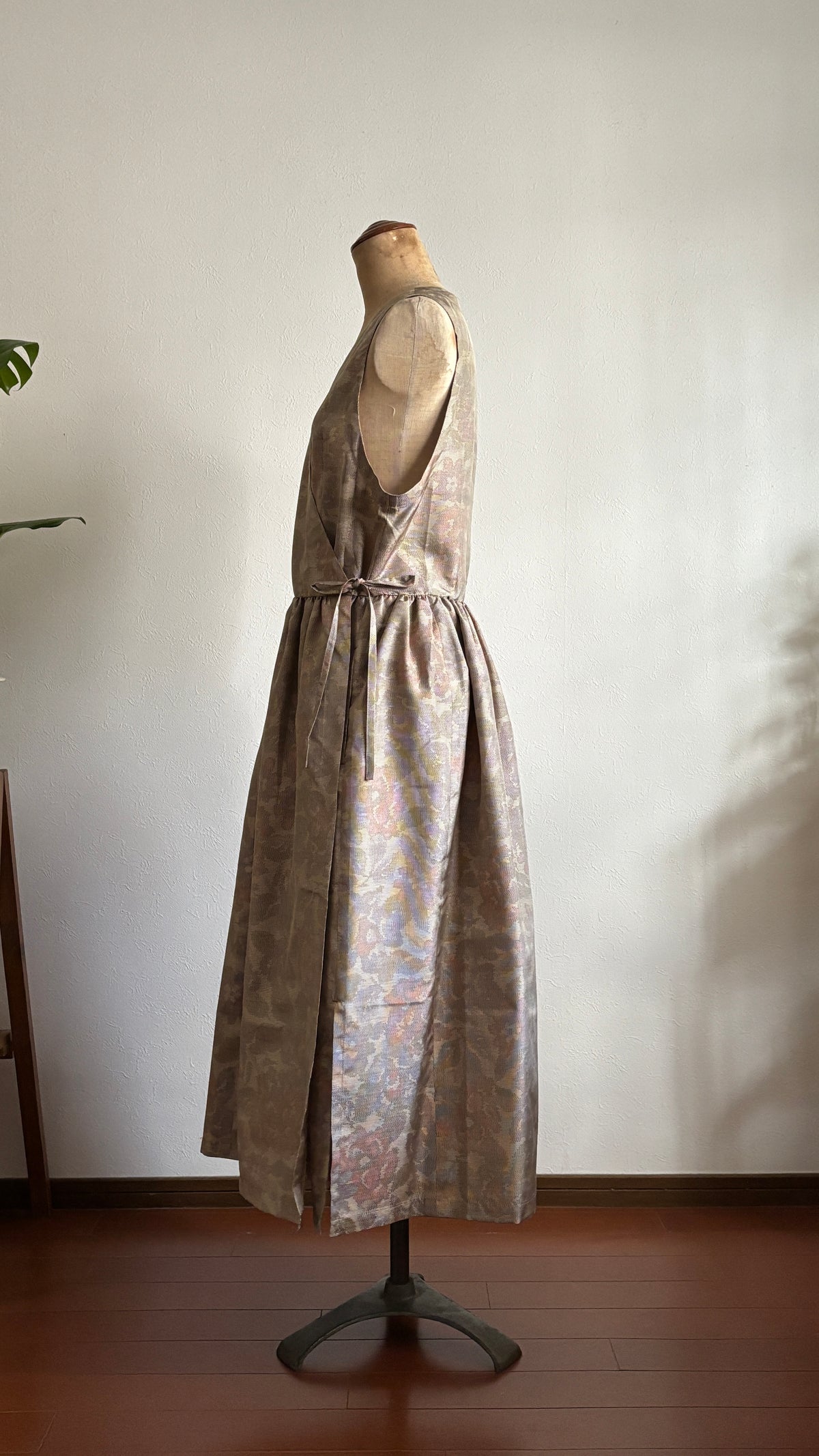 11－＼ 千花 －CHIKA－ ／大島紬カシュクールワンピース　身幅48cm  着丈115.5cm