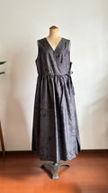 32－＼ しの －SHINO－ ／ 大島紬カシュクールワンピース 身幅53cm 着丈118cm