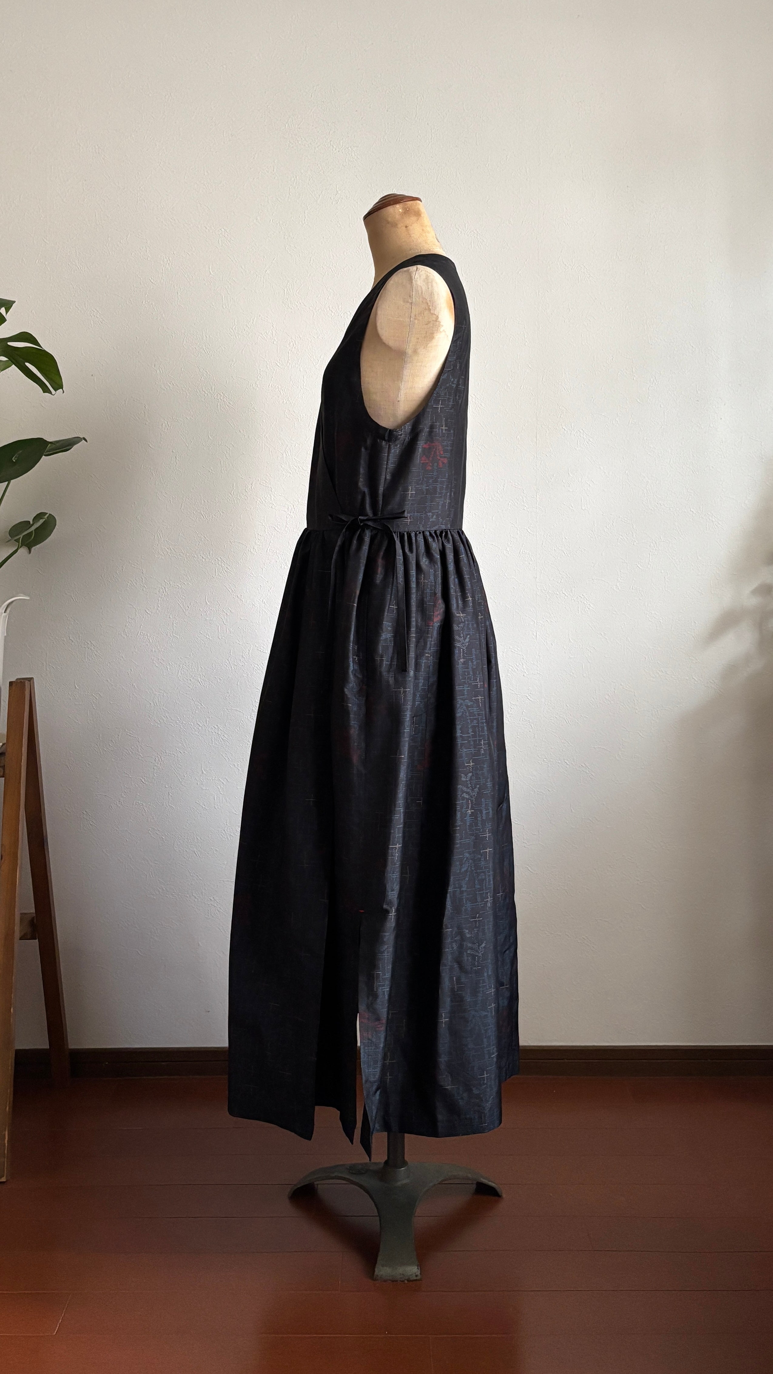 04－＼結－YUI－／  大島紬カシュクールワンピース　身幅45cm  着丈118cm