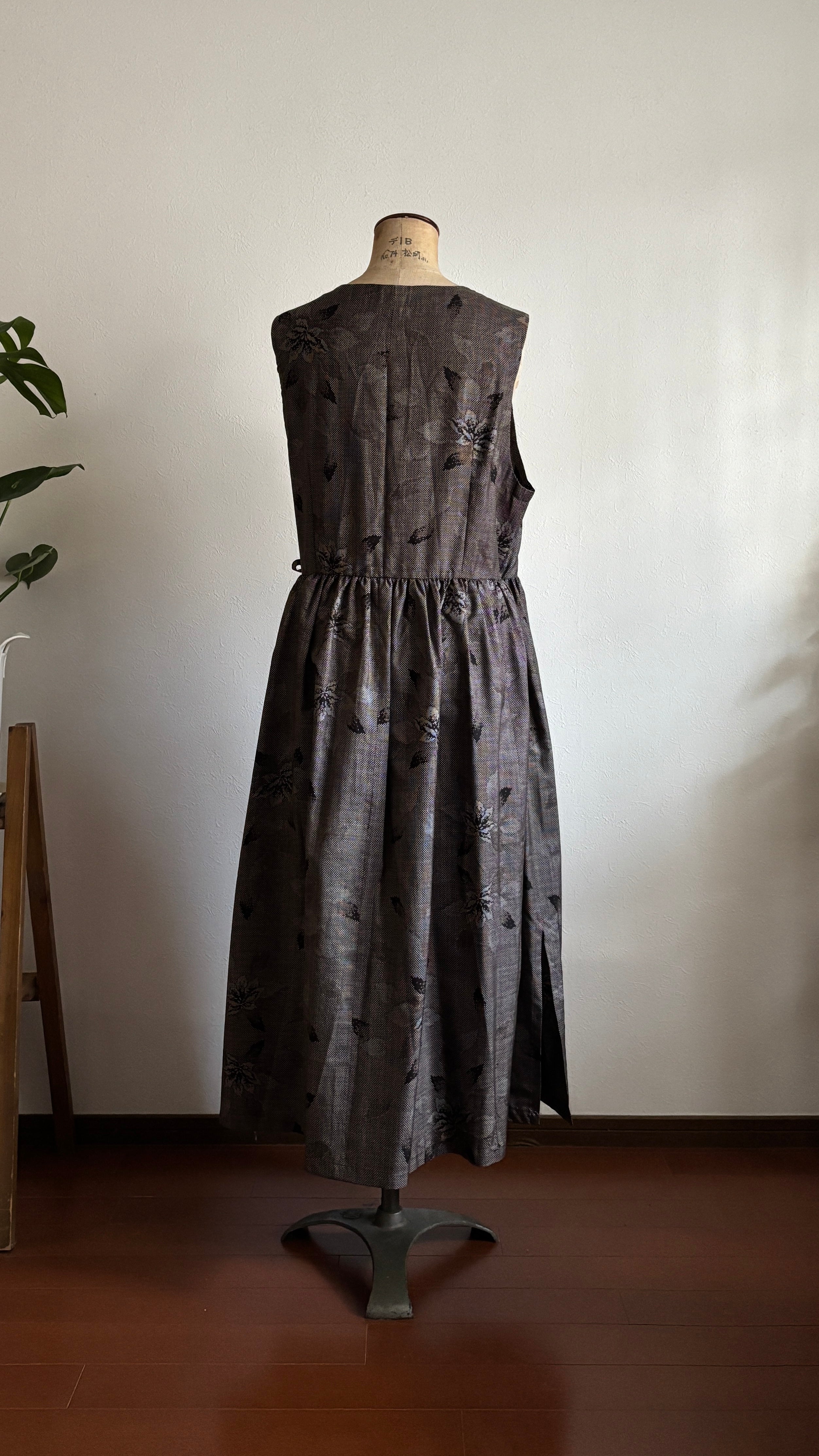 29－＼花緒 -HANAO-／大島紬カシュクールワンピース 身幅53cm 着丈118.5cm