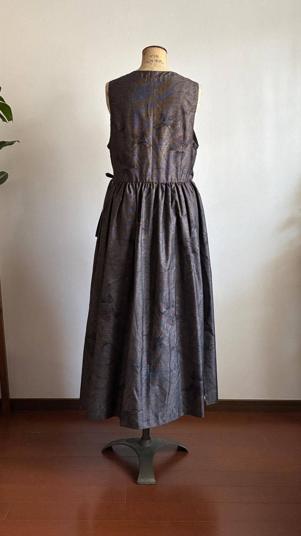 16－＼梢 -KOZUE-／大島紬カシュクールワンピース  身幅48cm  着丈120cm