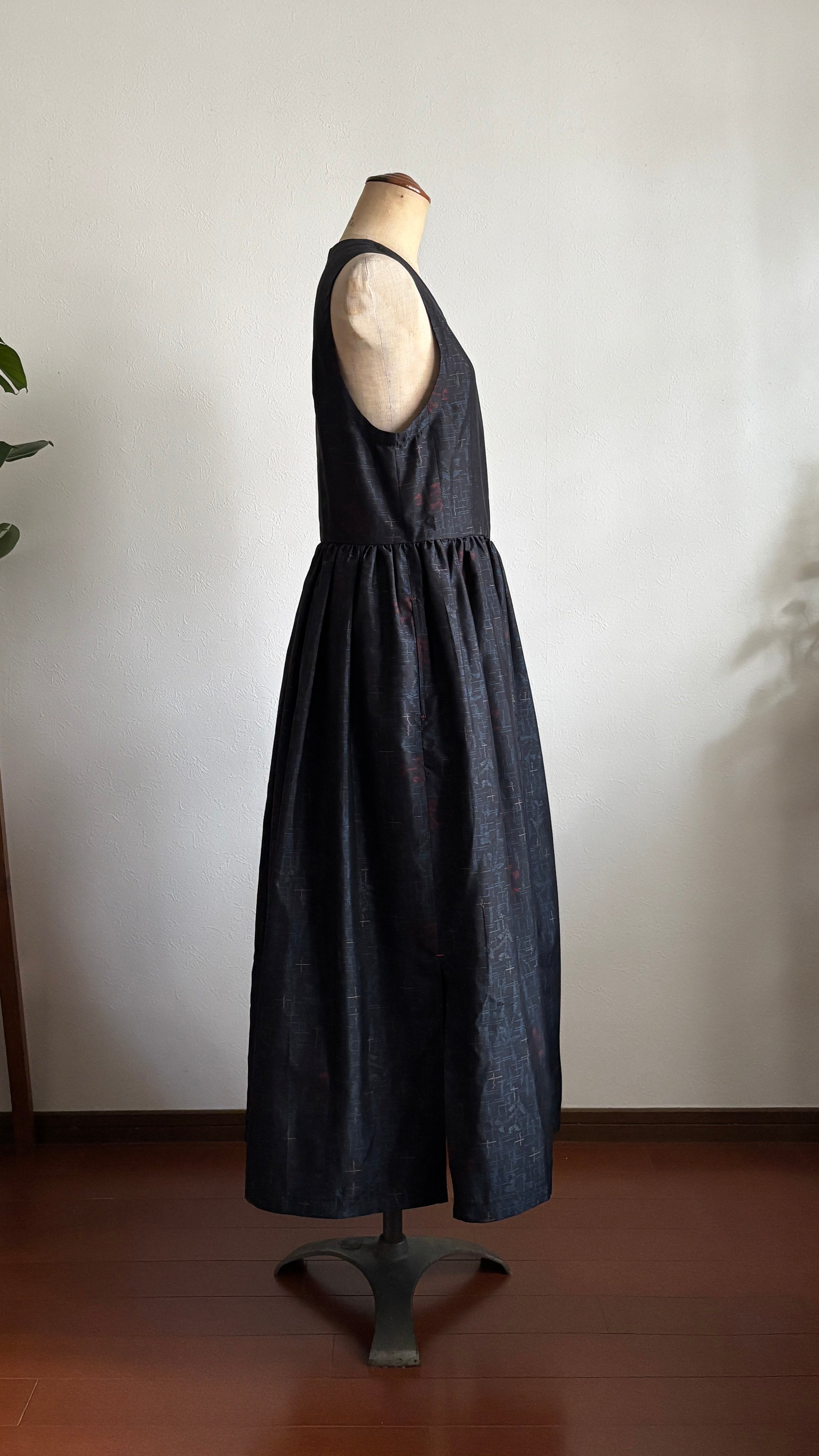 04－＼結－YUI－／  大島紬カシュクールワンピース　身幅45cm  着丈118cm