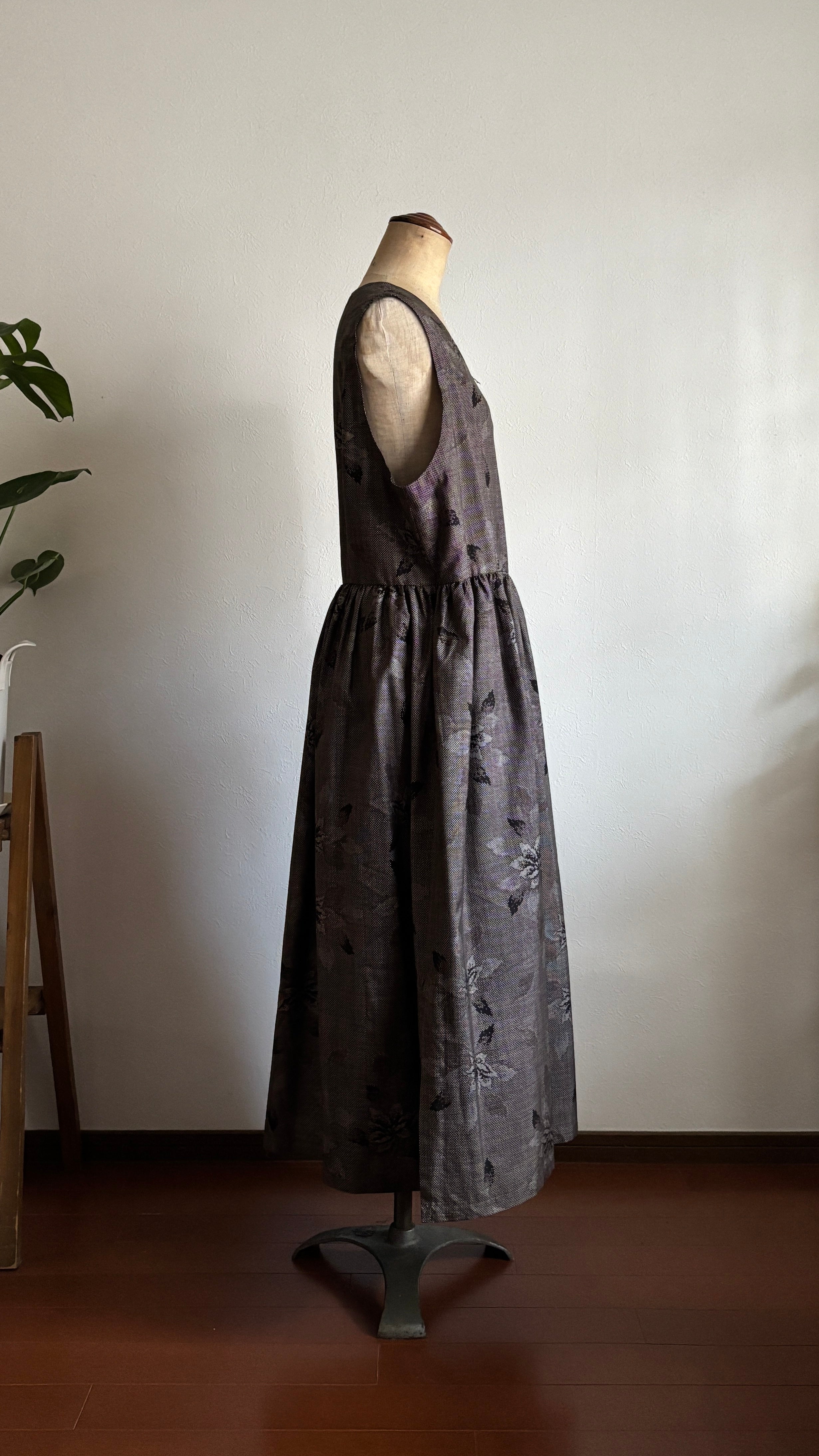 29－＼花緒 -HANAO-／大島紬カシュクールワンピース 身幅53cm 着丈118.5cm