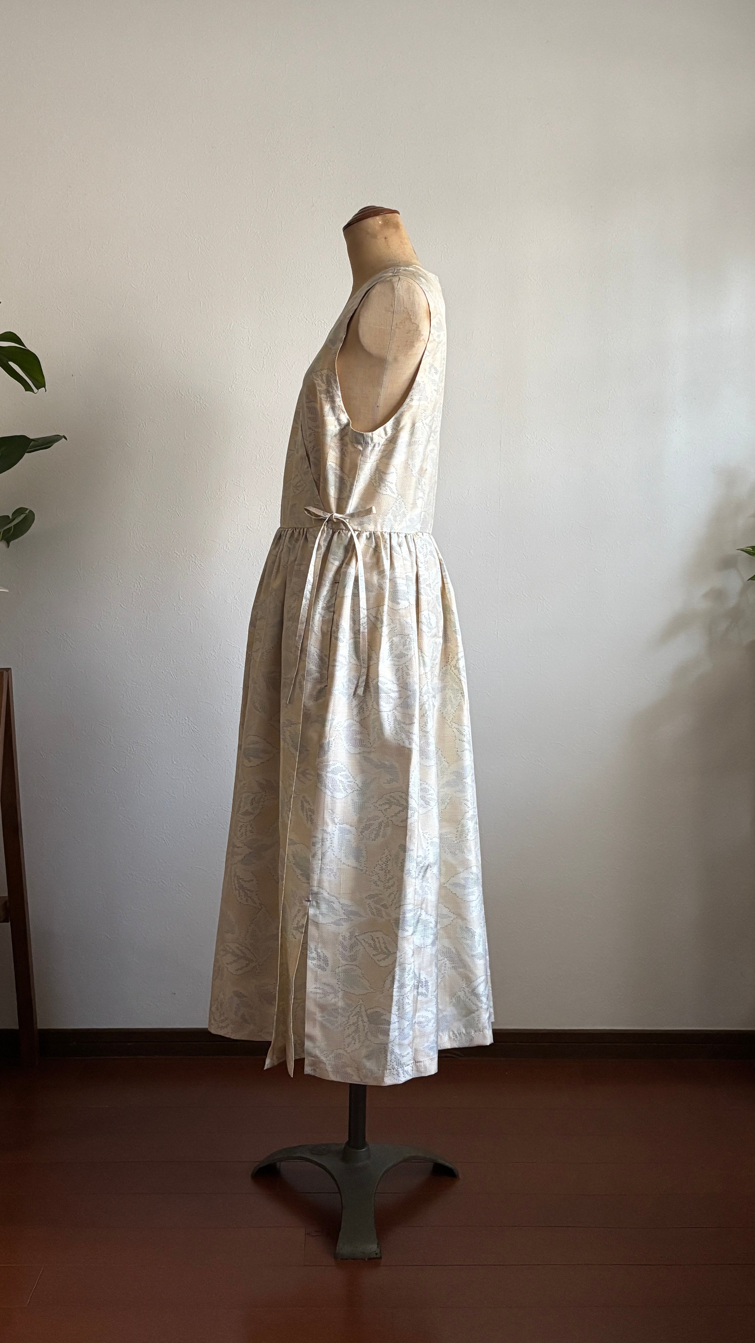 13－＼彩羽 -IROHA-／大島紬カシュクールワンピース  身幅48cm  着丈113cm