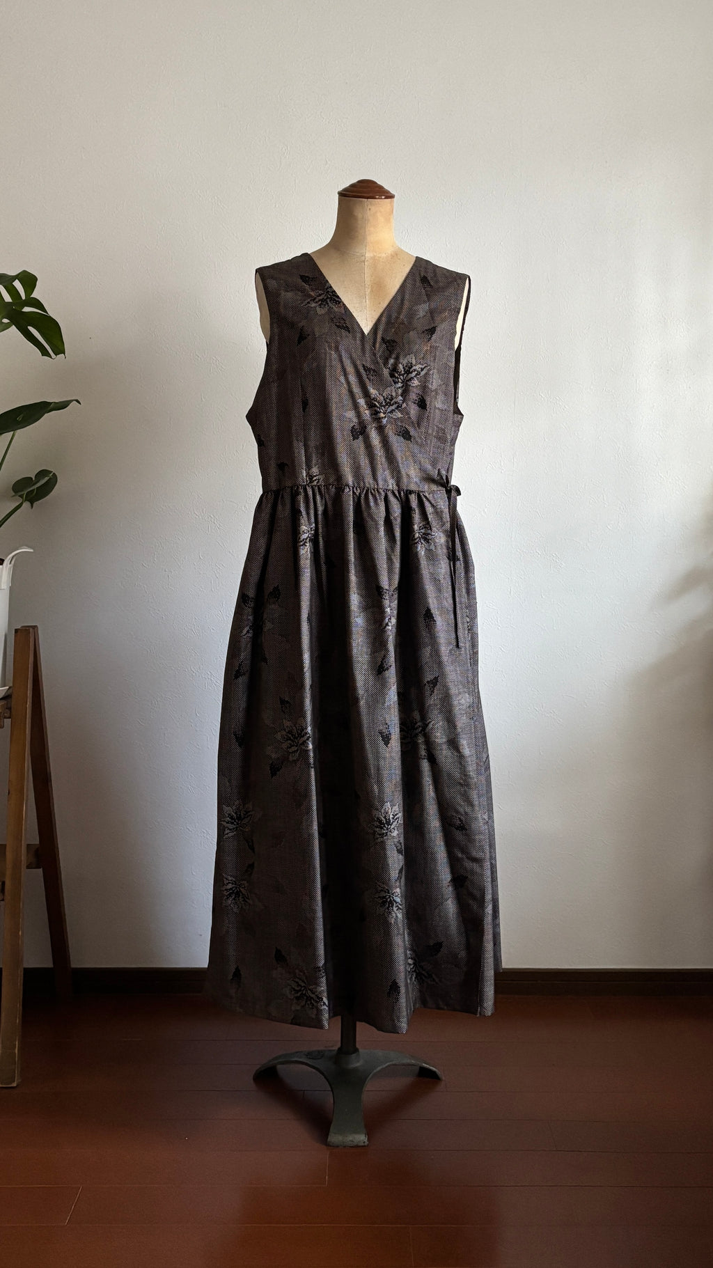 29－＼花緒 -HANAO-／大島紬カシュクールワンピース 身幅53cm 着丈118.5cm