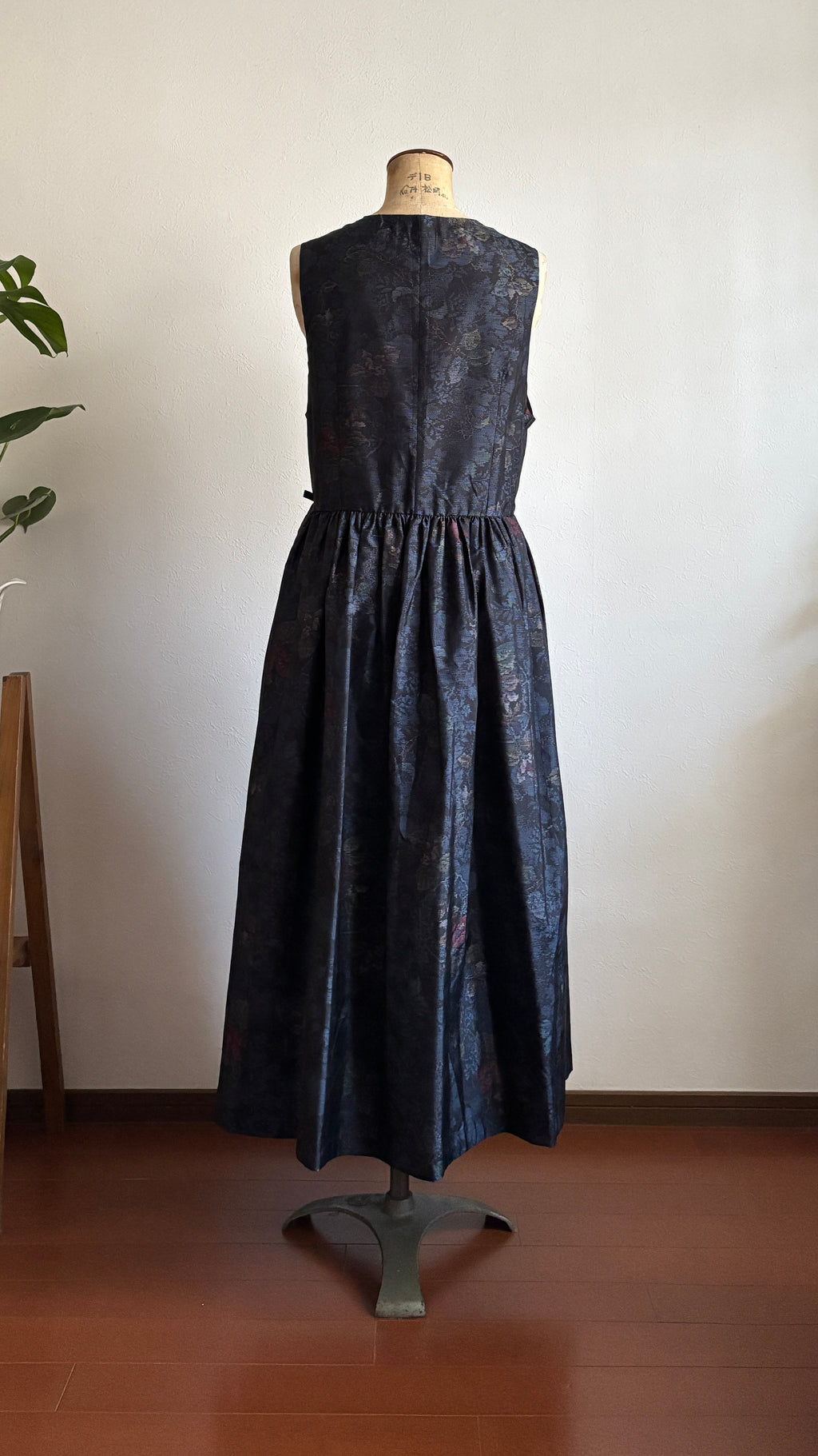 19－＼響 -HIBIKI-／大島紬カシュクールワンピース  身幅48cm  着丈121cm