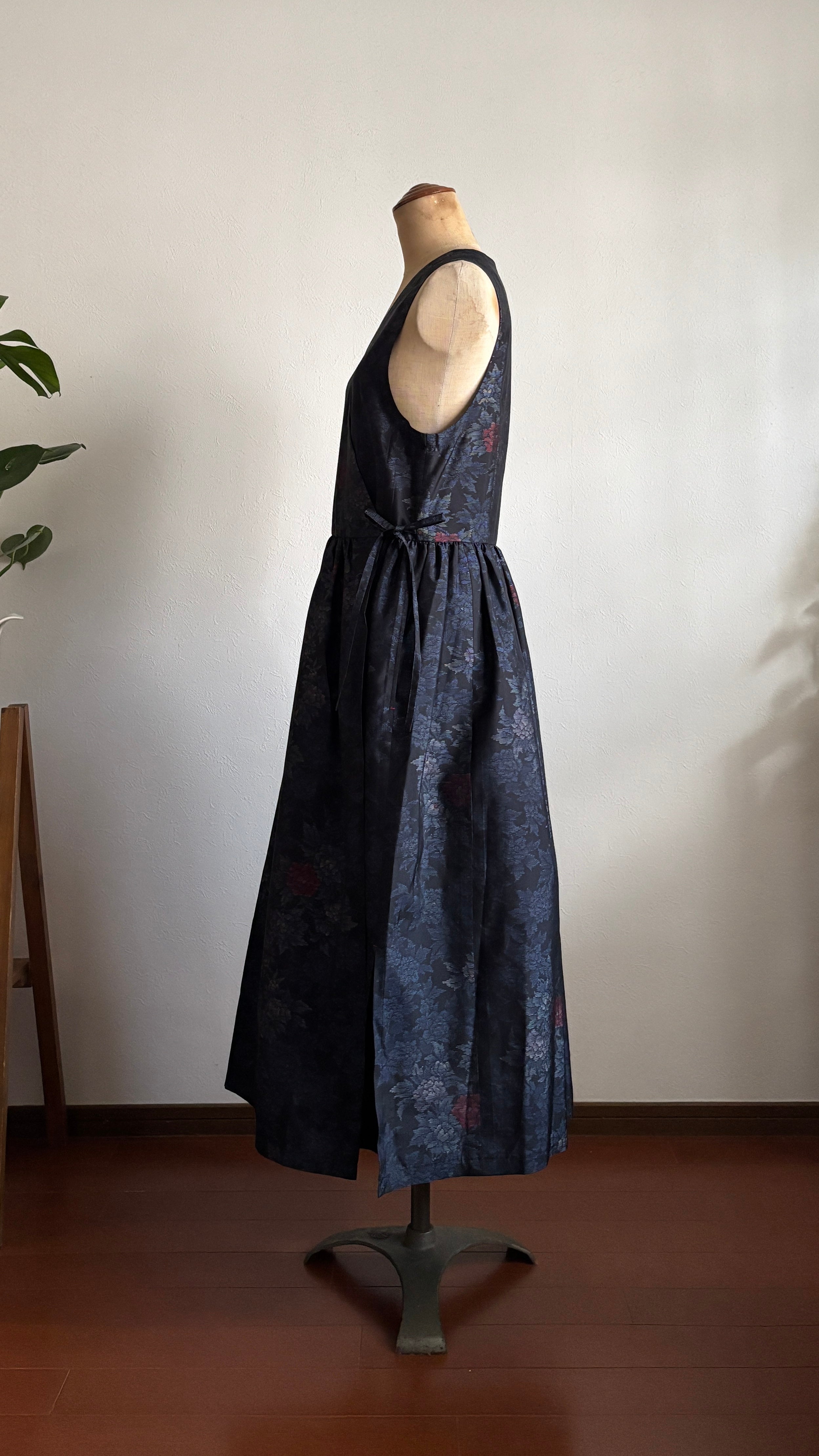 07－＼玉響 -TAMAYURA-／大島紬カシュクールワンピース　身幅45cm  着丈117cm