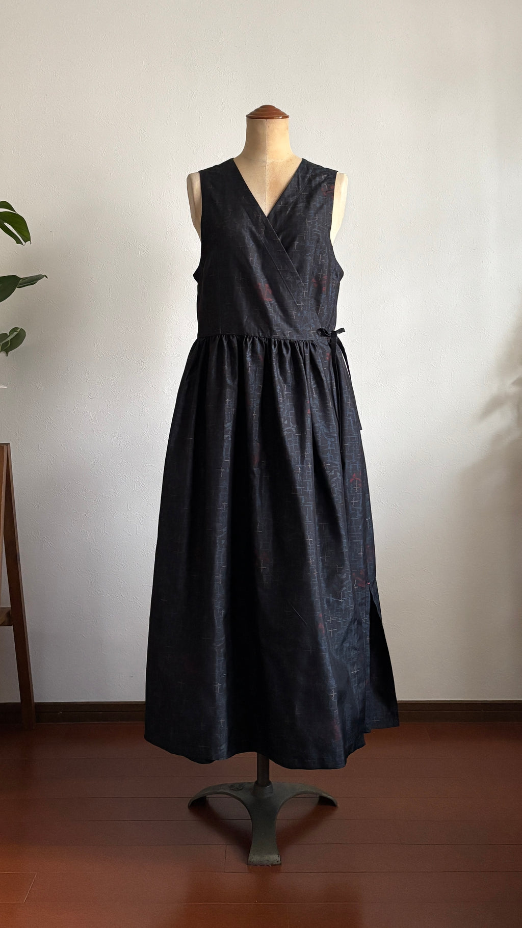 04－＼結－YUI－／  大島紬カシュクールワンピース　身幅45cm  着丈118cm