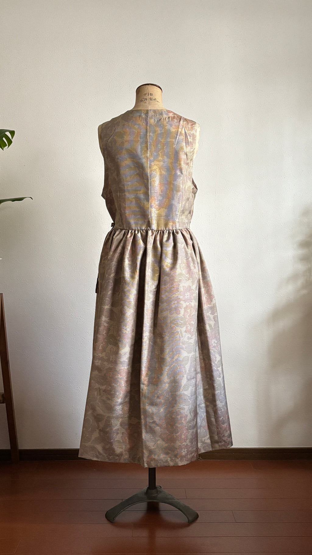 11－＼ 千花 －CHIKA－ ／大島紬カシュクールワンピース　身幅48cm  着丈115.5cm