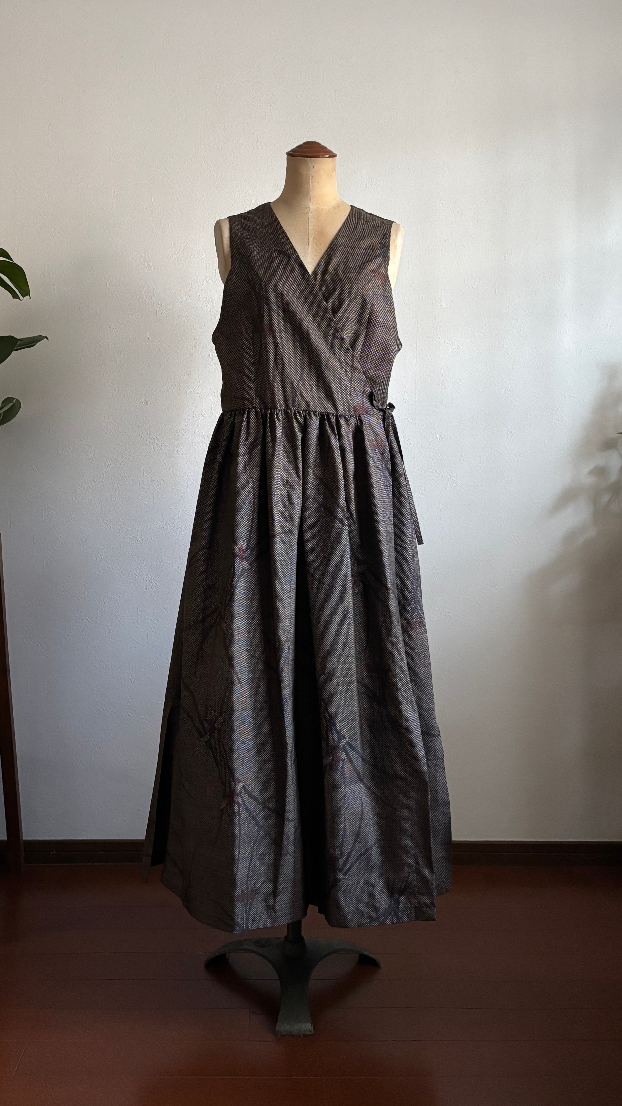 14－＼千尋 -CHIHIRO-／大島紬カシュクールワンピース  身幅48cm  着丈121cm