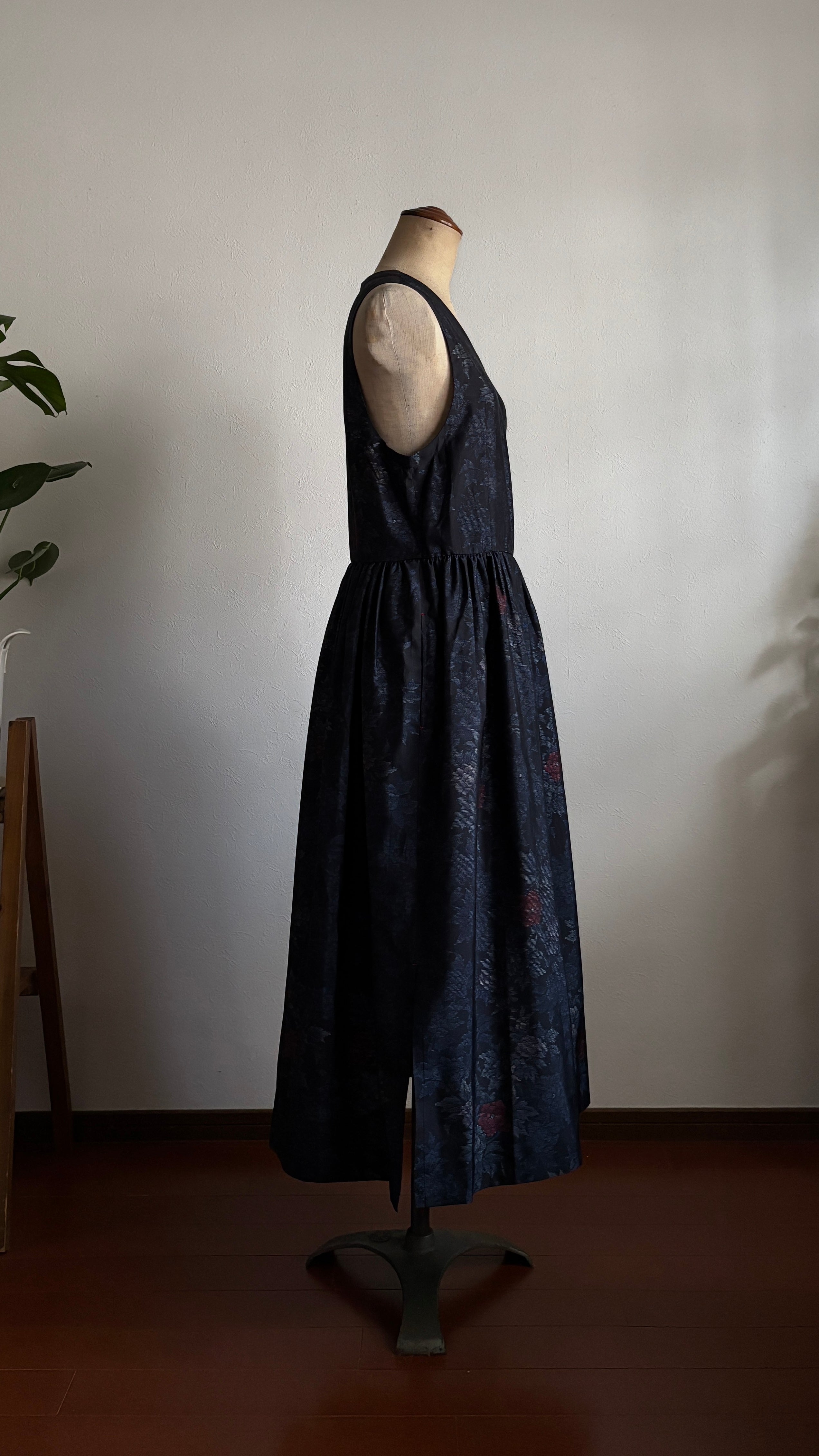 07－＼玉響 -TAMAYURA-／大島紬カシュクールワンピース　身幅45cm  着丈117cm