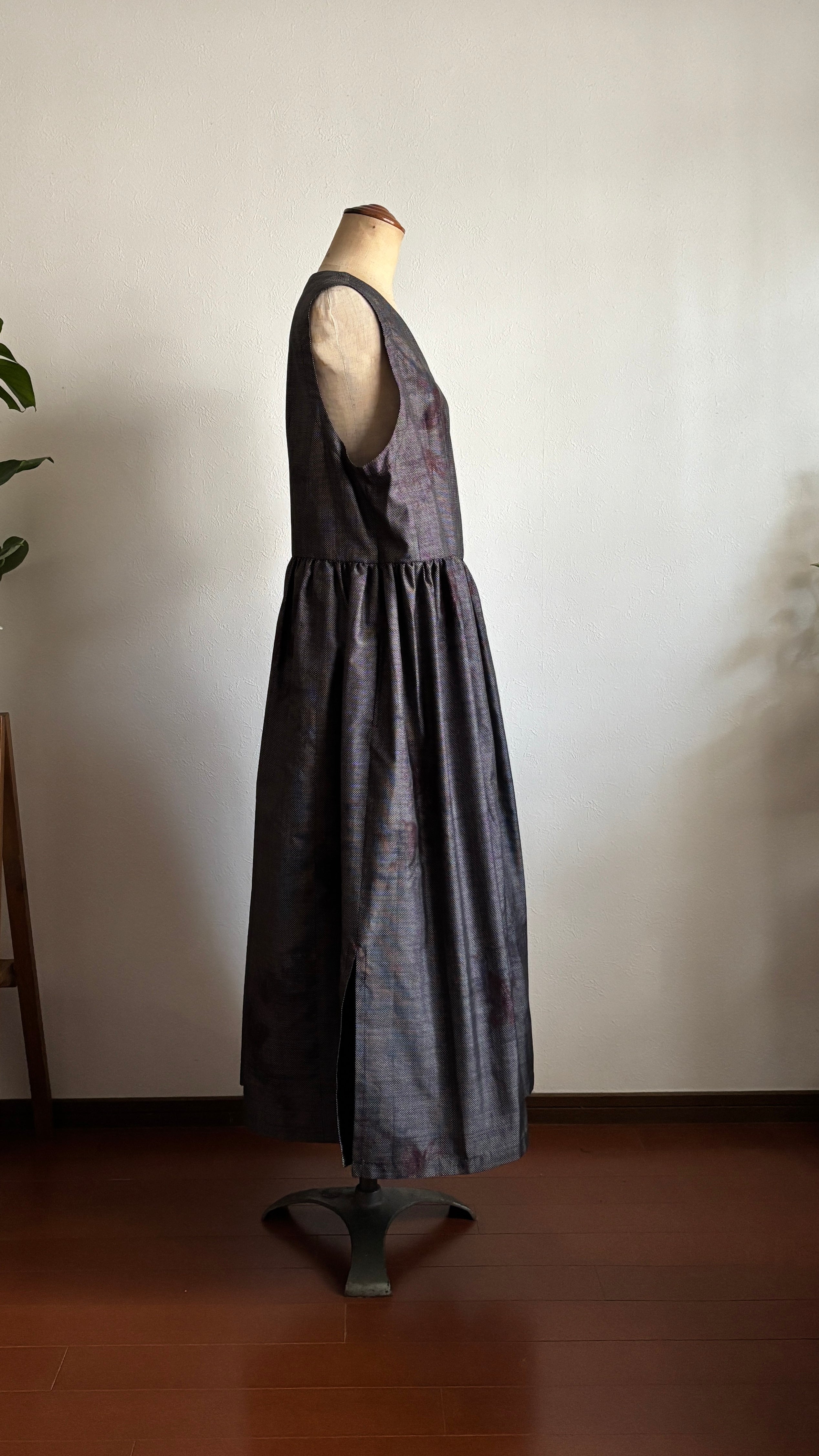 34－＼結蝶 -YUICHOU-／大島紬カシュクールワンピース 身幅53cm 着丈118.5cm