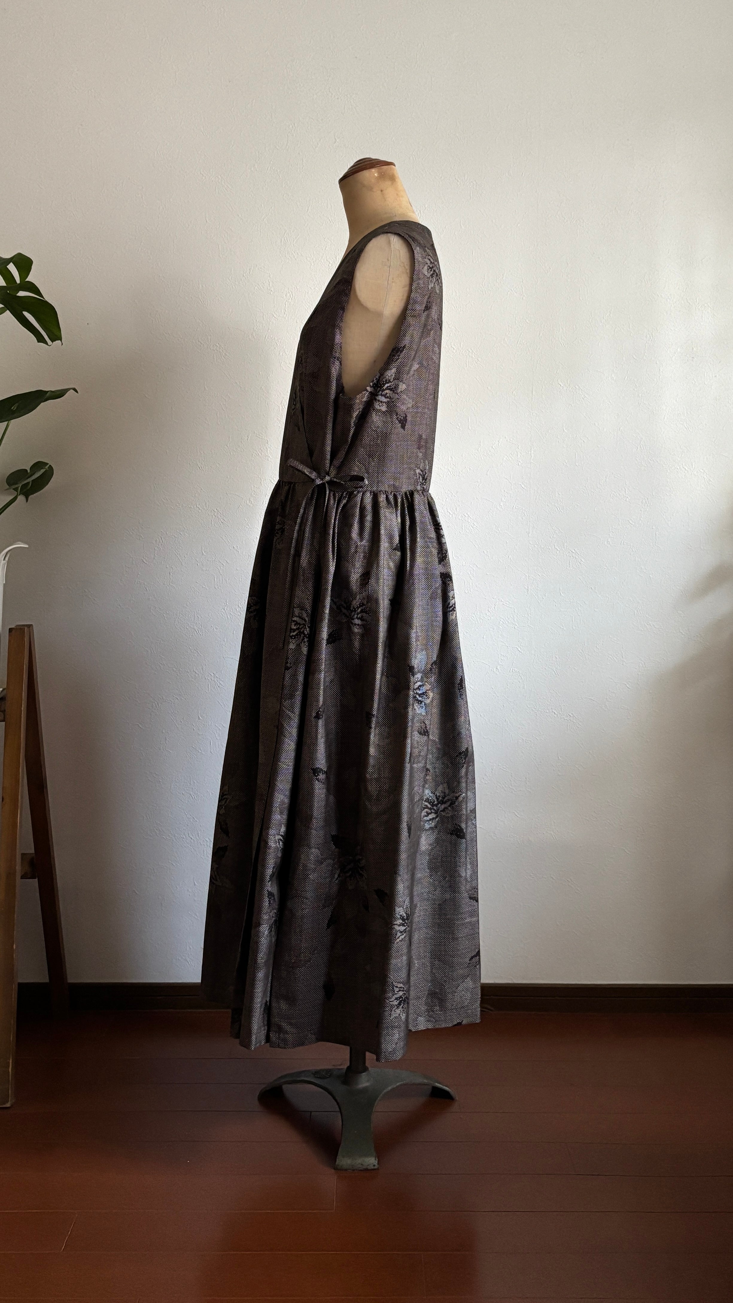 29－＼花緒 -HANAO-／大島紬カシュクールワンピース 身幅53cm 着丈118.5cm