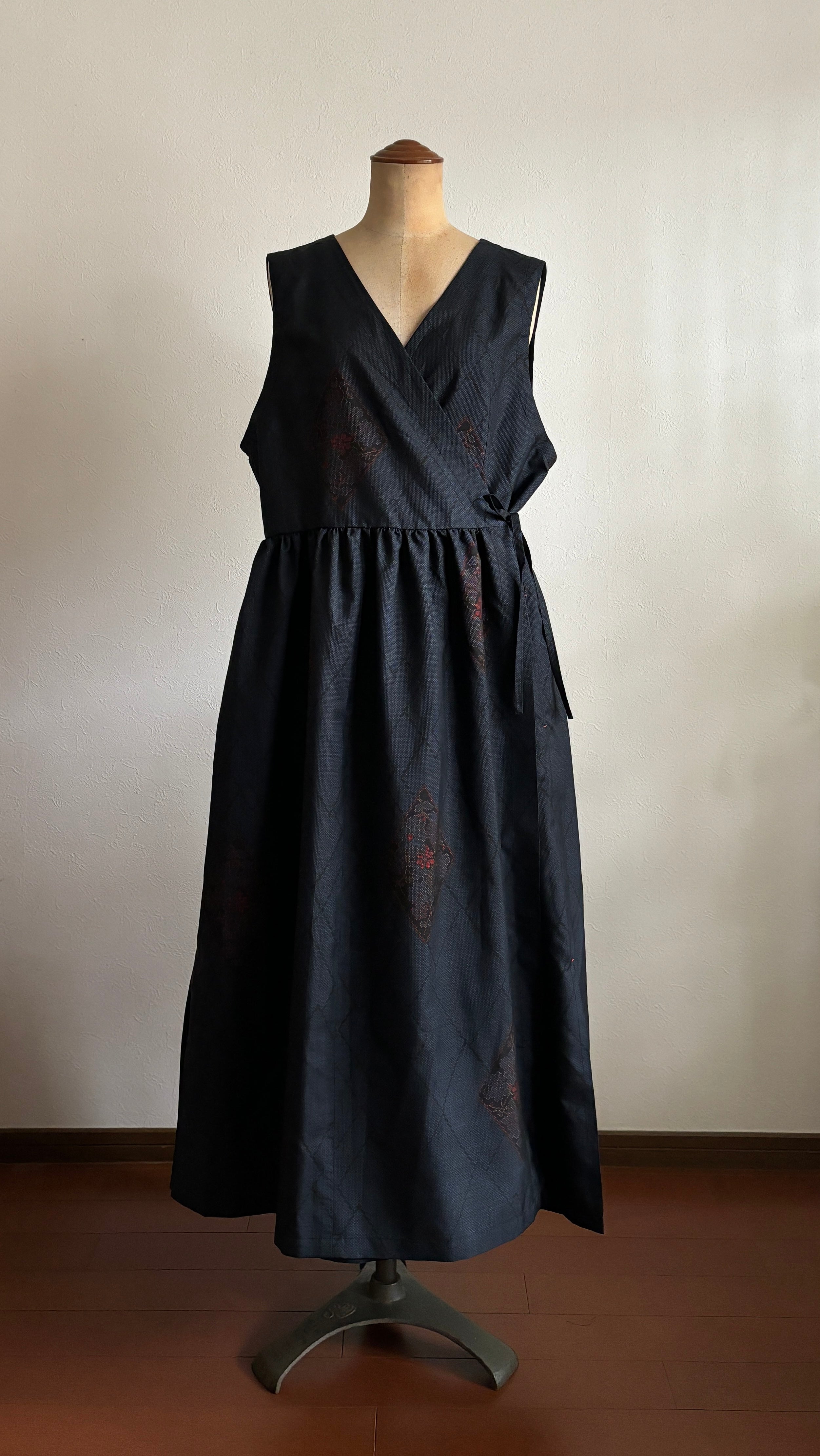 22－ ＼紅華菱 －KOUKABISHI－／ 身幅53cm  着丈118cm