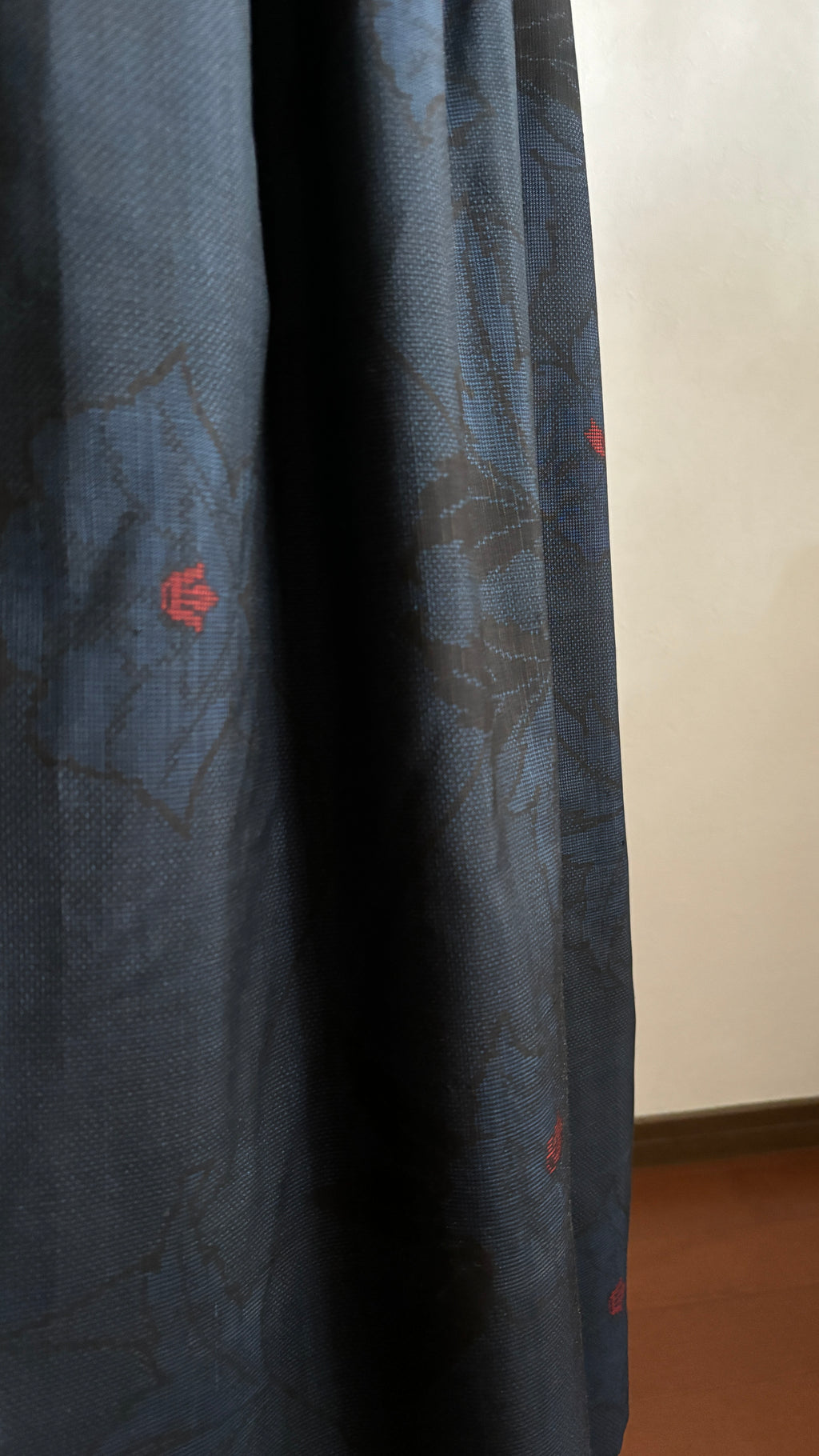 25－＼夜更朱 －YOFUKESHU－／  身幅48cm  着丈118.5cm 証紙付き