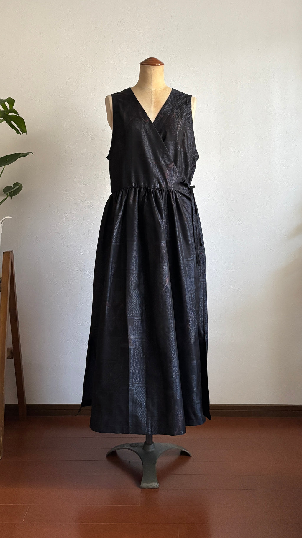 18－＼蝶子 -CHOUKO-／大島紬カシュクールワンピース  身幅48cm  着丈119cm