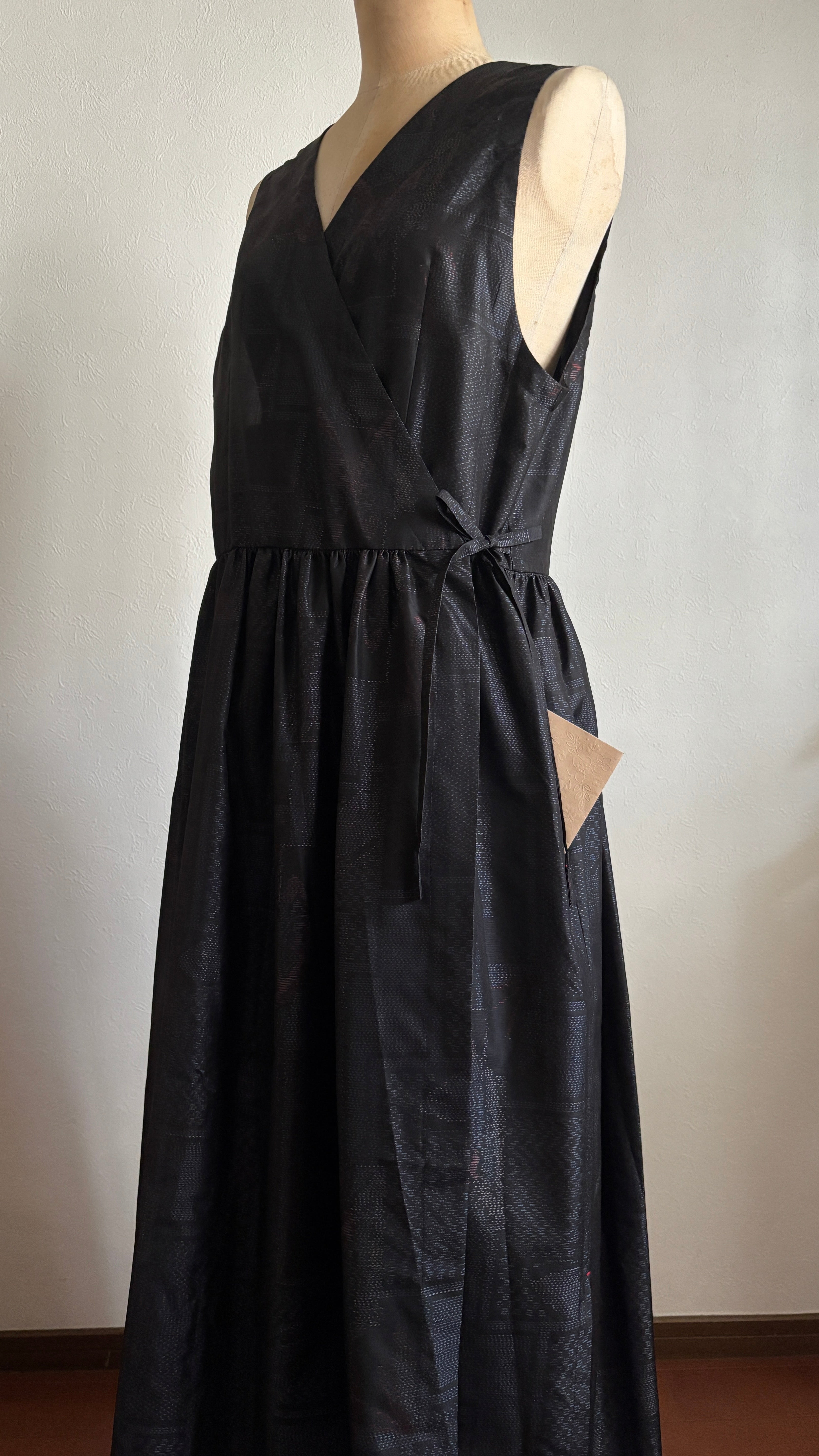 18－＼蝶子 -CHOUKO-／大島紬カシュクールワンピース  身幅48cm  着丈119cm